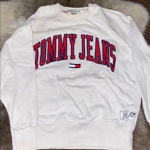 Oversized Tommy Hilfiger hoodie